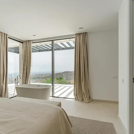 Aquastar Villa *